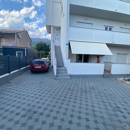 Apartments Seven Castles Kastela Ngoại thất bức ảnh